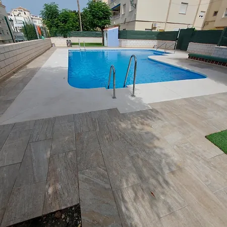 Apartment Spacious Flat 100m From Beach-nerja-spain