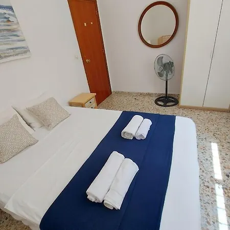 Apartment Spacious Flat 100m From Beach-nerja-spain