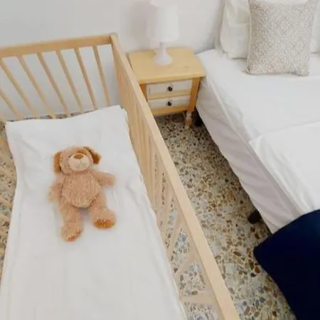 Lejlighed Spacious Flat 100m From Beach-nerja-spain Nerja