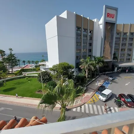 Spacious Flat 100m From Beach-nerja-spain * Nerja