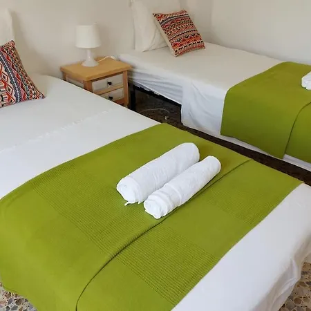Spacious Flat 100m From Beach-nerja-spain Lejlighed