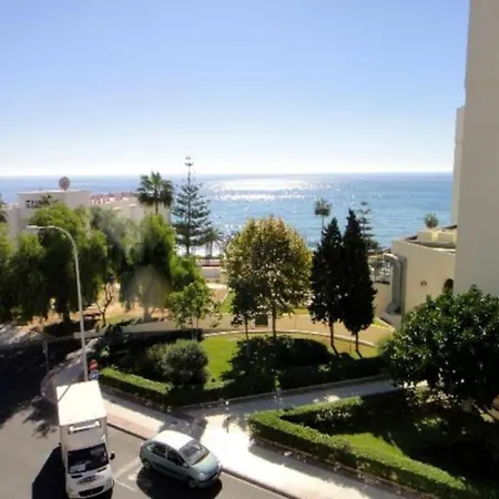 Spacious Flat 100m From Beach-nerja-spain Lejlighed *