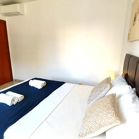 Appartement Spacious Flat 100m From Beach-nerja-spain Nerja