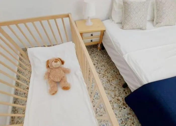 Apartman Spacious Flat 100m From Beach-nerja-spain Nerja
