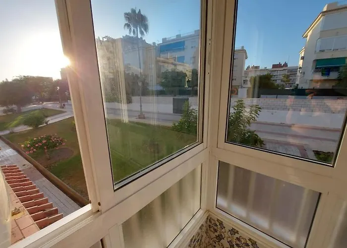 Spacious Flat 100m From Beach-nerja-spain Nerja
