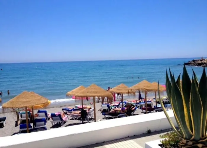 Spacious Flat 100m From Beach-nerja-spain Apartman