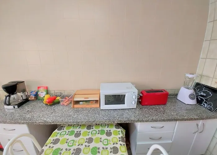 Spacious Flat 100m From Beach-nerja-spain Apartman *