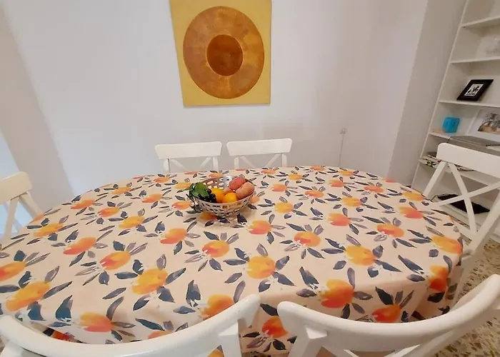 Spacious Flat 100m From Beach-nerja-spain Nerja