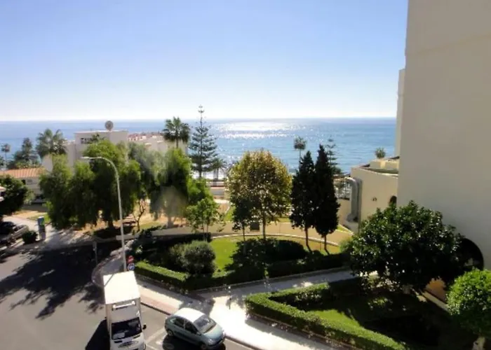 Spacious Flat 100m From Beach-nerja-spain Apartman *