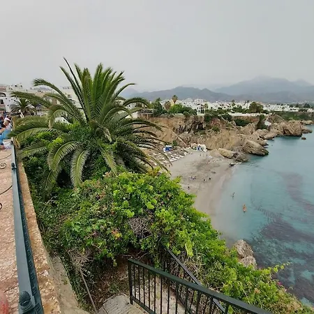 Apartamento Spacious Flat 100m From Beach-nerja-spain *